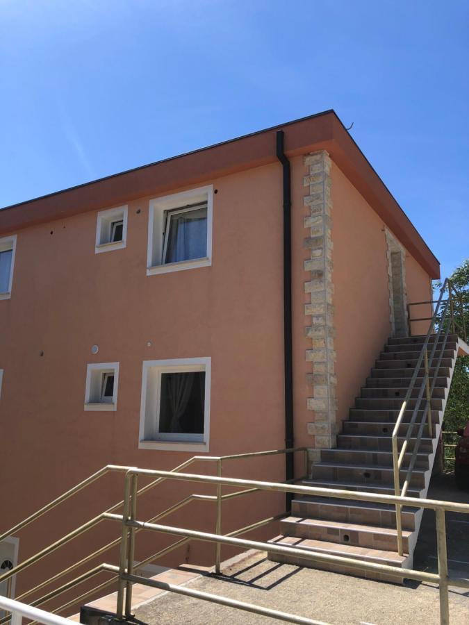 Apartments Chilla *** Lopar Esterno foto